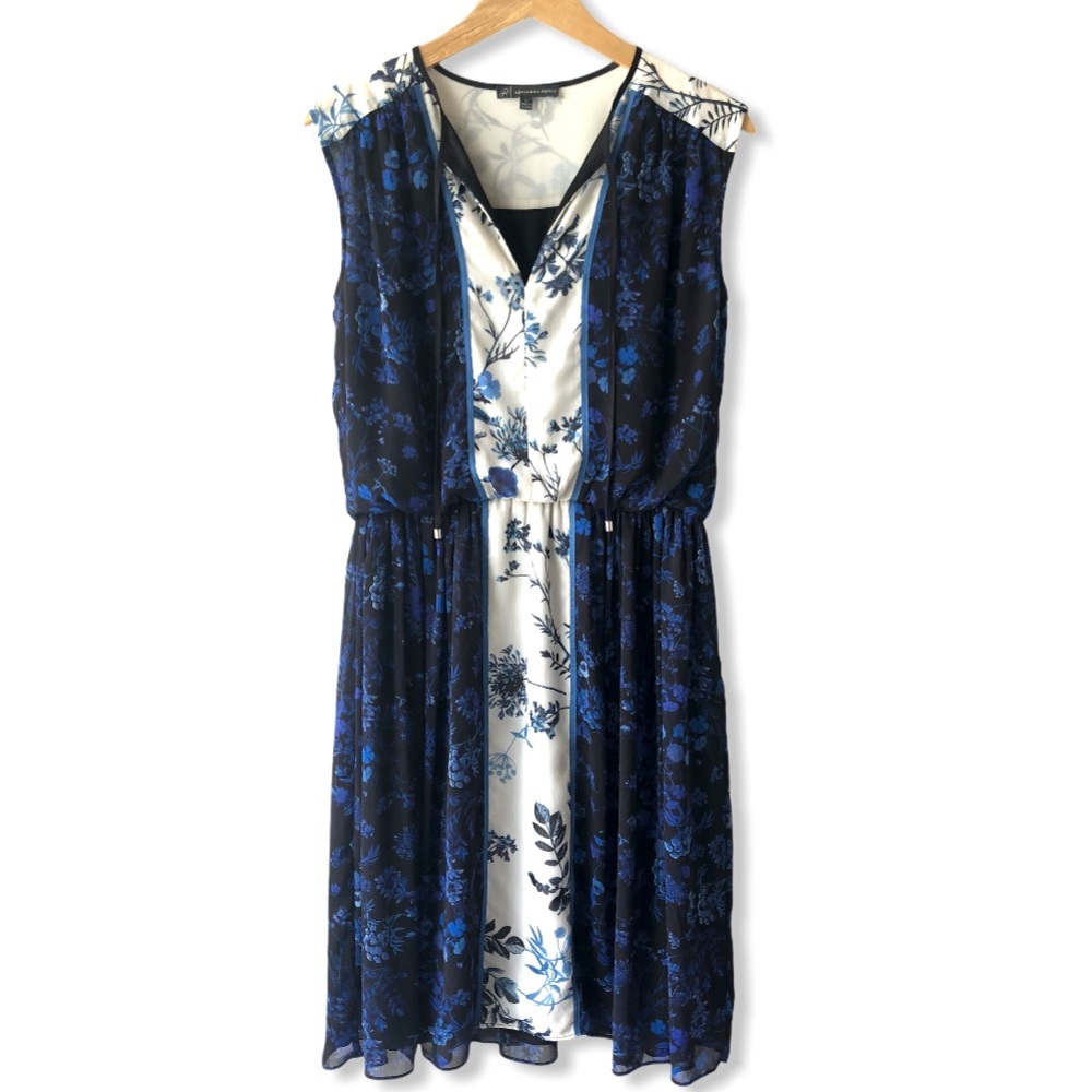 Adrianna Papell Blue and White Sheath Dress Sz S